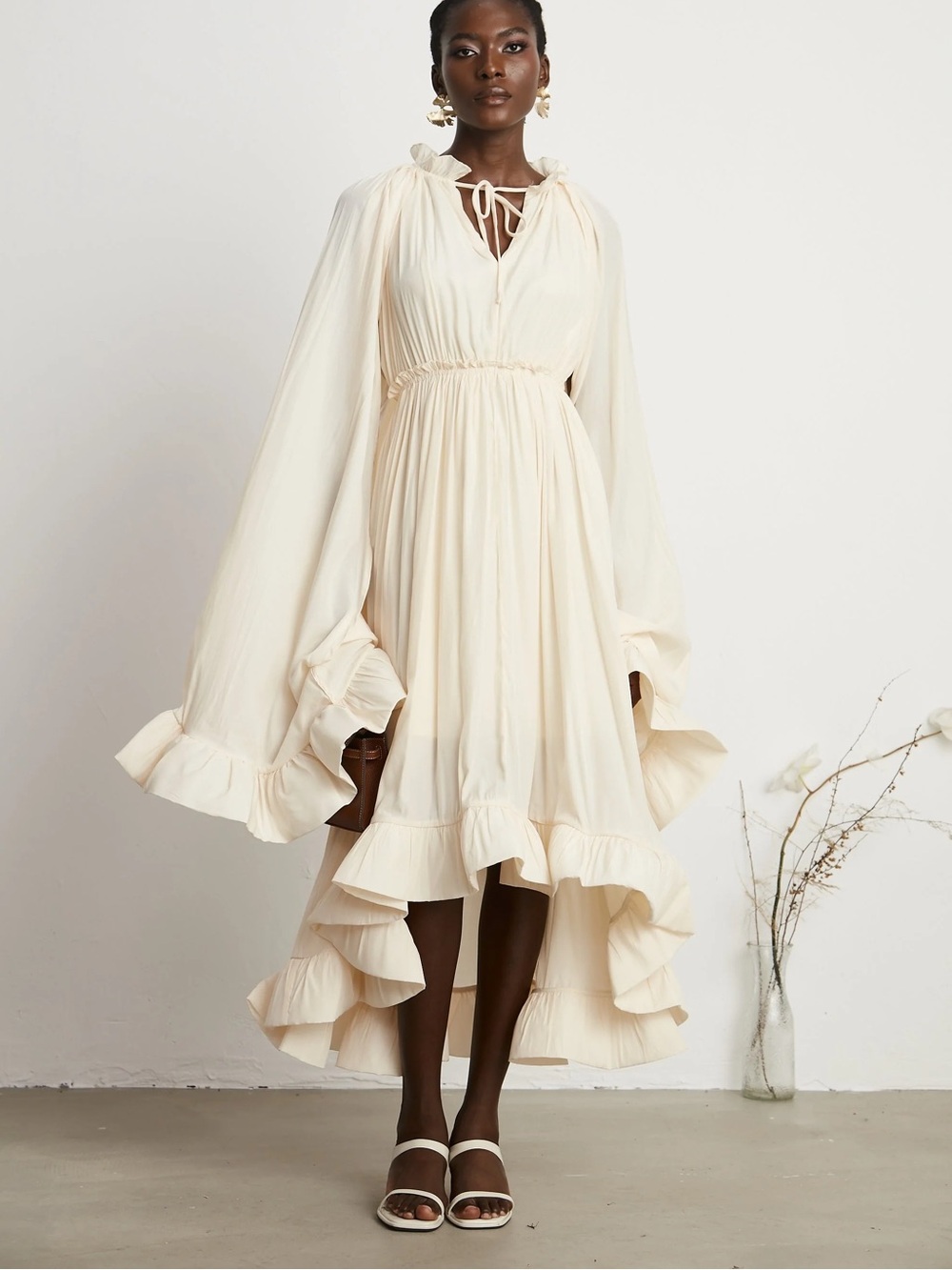 Ruffled midi dress with cape sleeves ivory NWOT - Picture 6 of 10